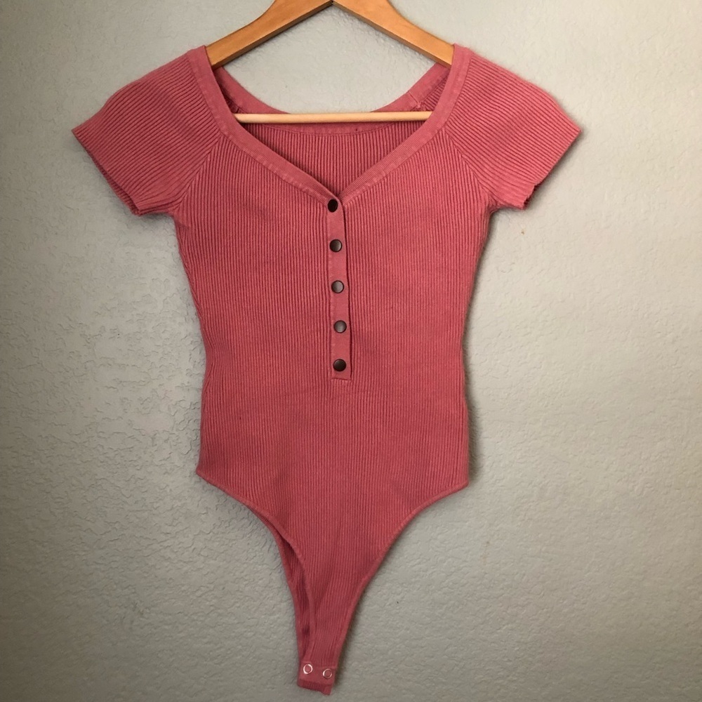 FOREVER 21 Blush Pink Ribbed Body Suit Size xs? Cotton